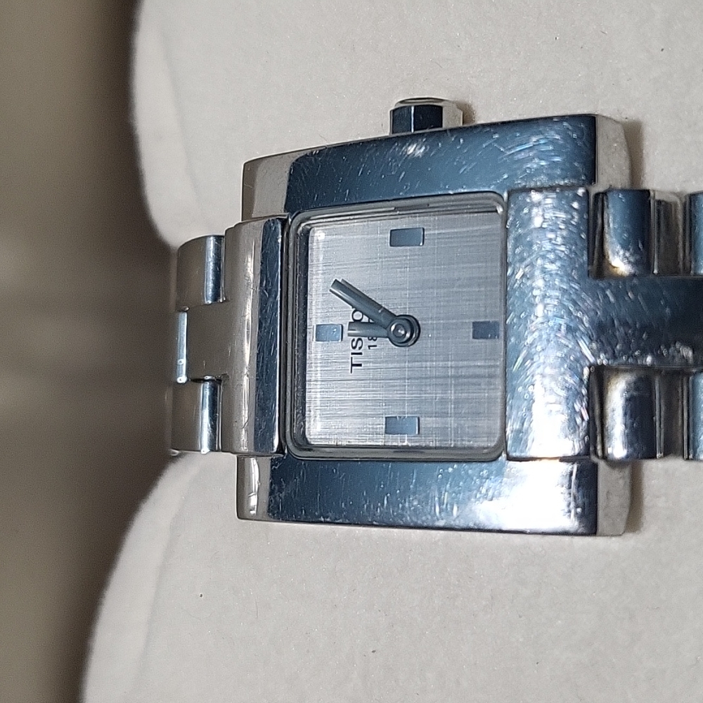 Ladies watch - Picture 3 of 8